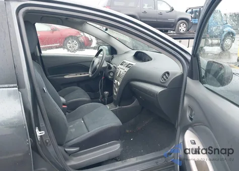 2009 Toyota Yaris z USA, uszkodzony, nr VIN JTDBT903791315528